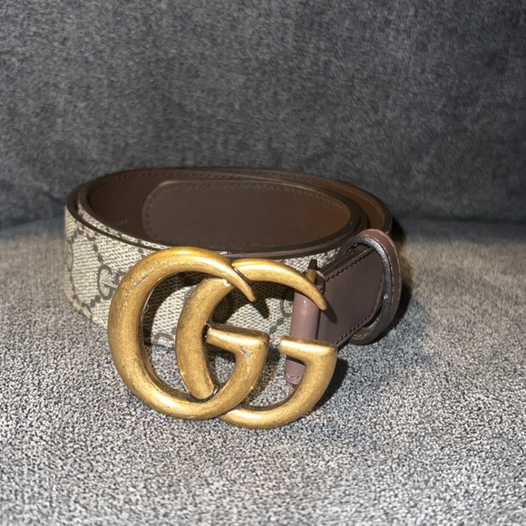 Gucci belt purchased December 2020 at Holt Renfrew in Montreal - Picture 3 of 6